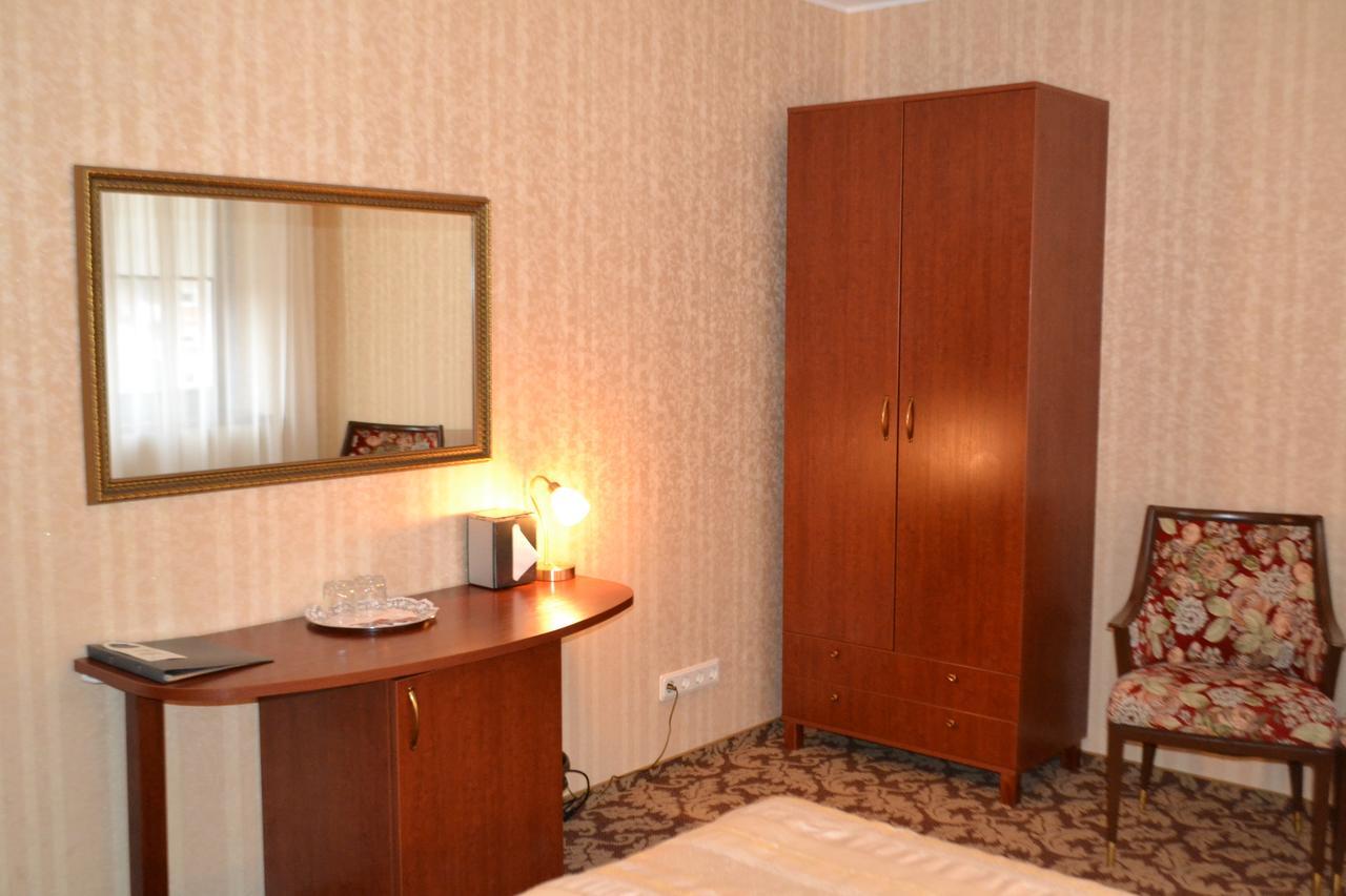 Hotel Gilija Šilutė Exterior foto